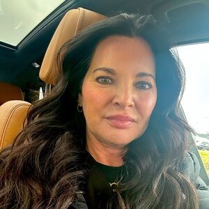 Meet your Posher, Robyn